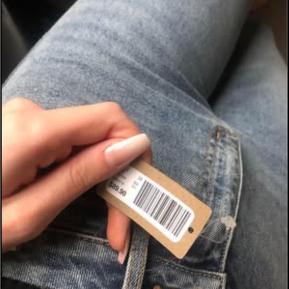 (SOLD)
RW & CO Denim Jeans (Straight Leg) Size 4 (26) - Picture 4 of 6